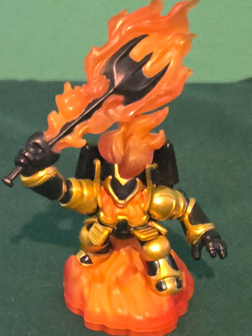 Skylanders: Giants: Legendary Ignitor Figure